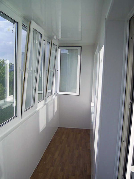 Тёплое и холодное распашное остекление балконов алюминиевым профилем Ступино