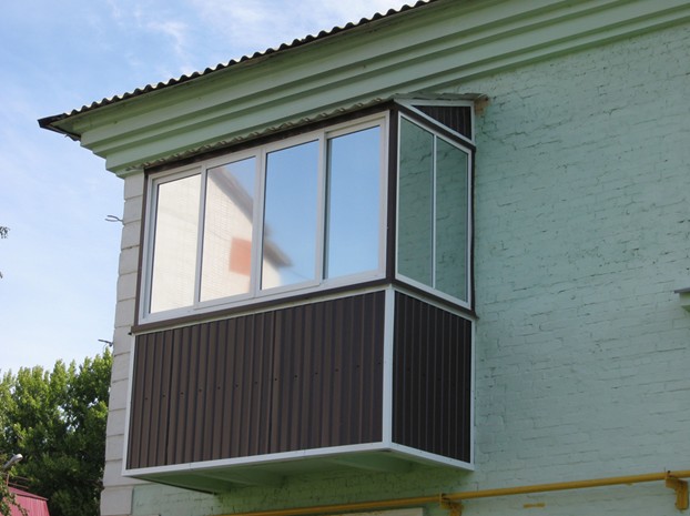 Легкое облегченное остекление балкона Ступино
